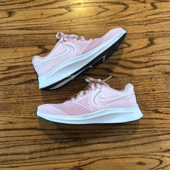 Light pink Nike star runner - Picture 3 of 5